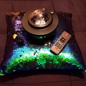 NEW!!! STAR/GALAXY PROJECTOR/BLUETOOTH SPEAKER